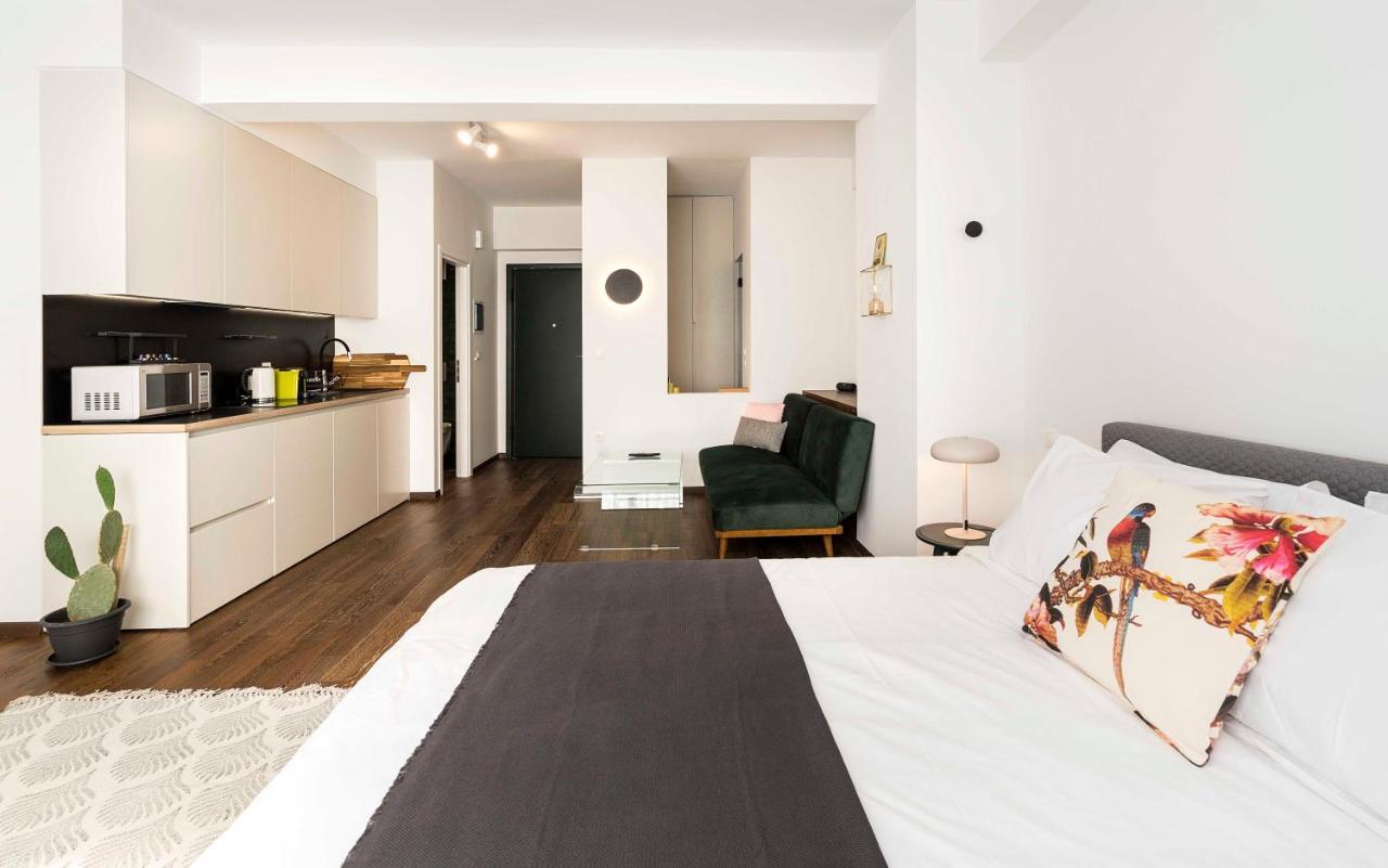 Athens' Best Location- Stunning & Spacious Studio Exterior photo